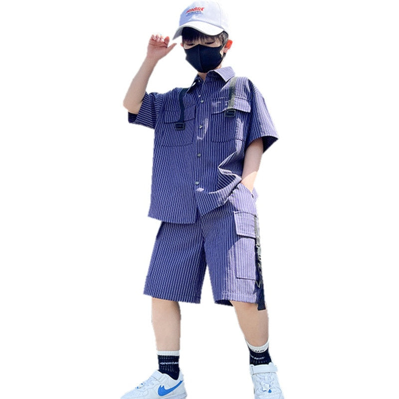 Roupa  em algodão e polyéster conjunto de camisa e bermuda infantil para crianças e adolescentes. Crianças bolso outfit. Conhunto legal para verão, listrado.