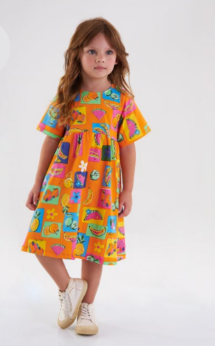 Vestido infantil manga curta em meia malha para meninas. Desenho abstrato